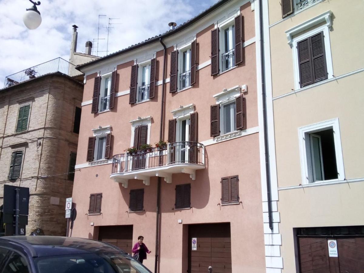 Le Stanze Di Vicolo Bonfigli Lägenhet Osimo Exteriör bild